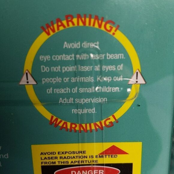 Christmas Laser Cat Toy, Five Tips - Picture 6 of 7